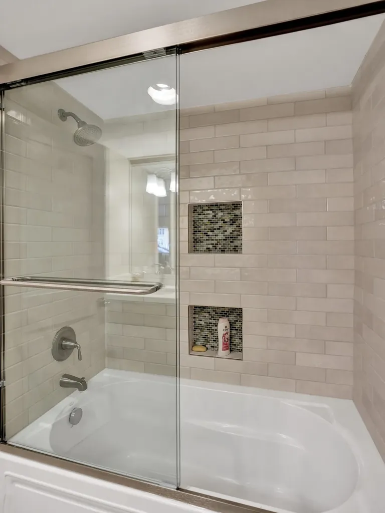 2866 NE 30th Street Fort Lauderdale FL 33306