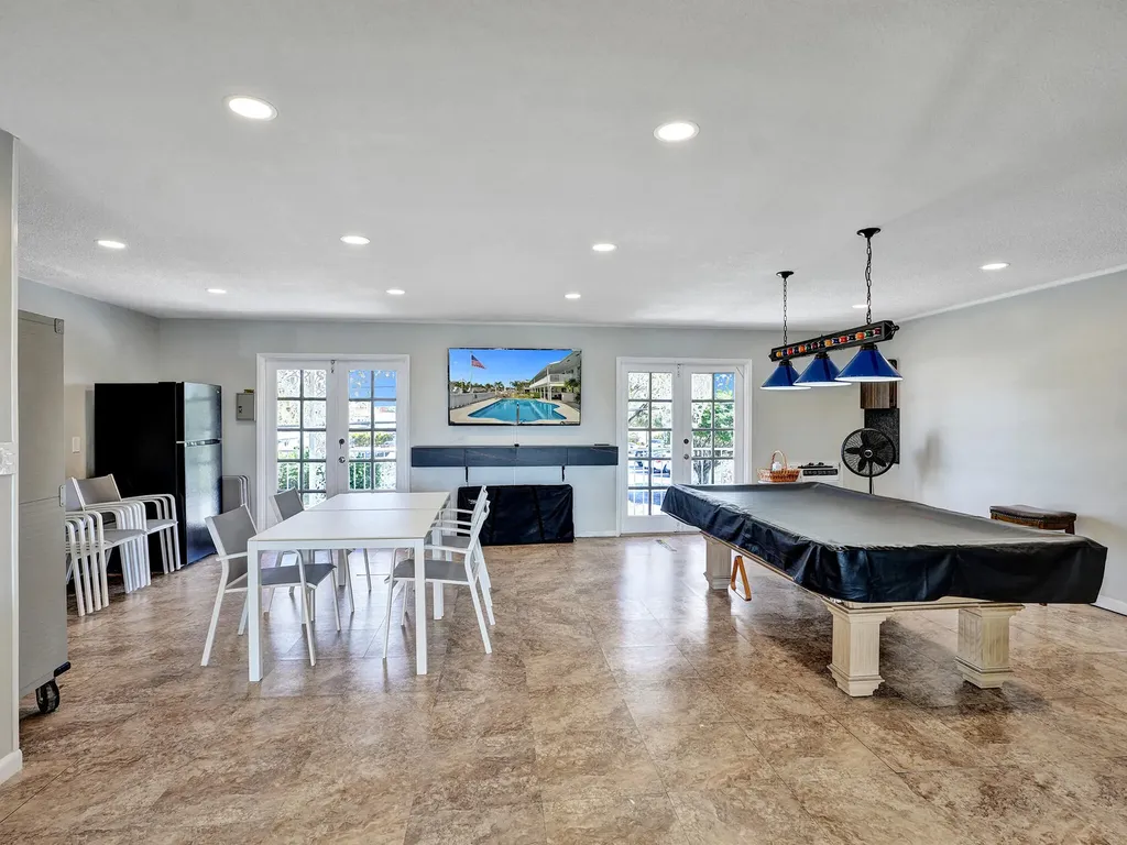 2866 NE 30th Street Fort Lauderdale FL 33306