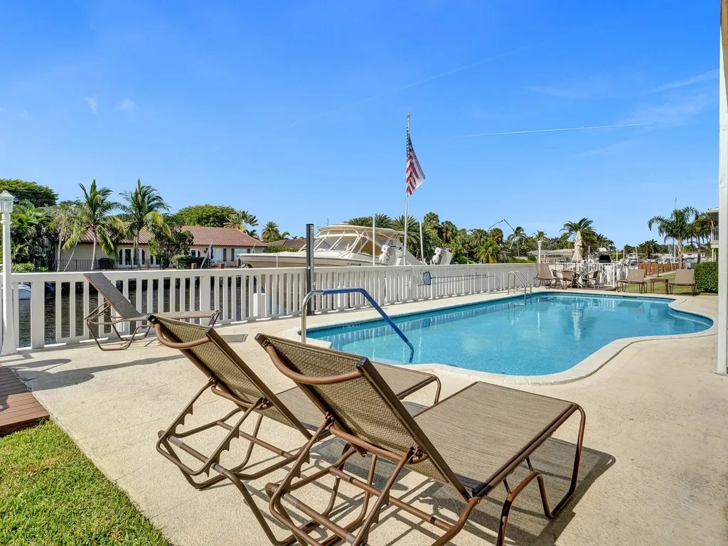 2866 NE 30th Street Fort Lauderdale FL 33306