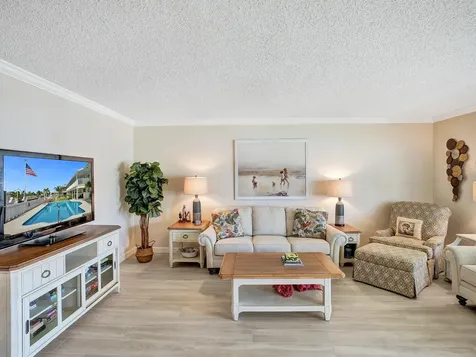 2866 NE 30th Street Fort Lauderdale FL 33306