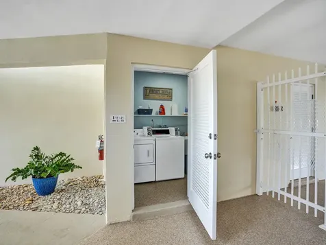 2866 NE 30th Street Fort Lauderdale FL 33306