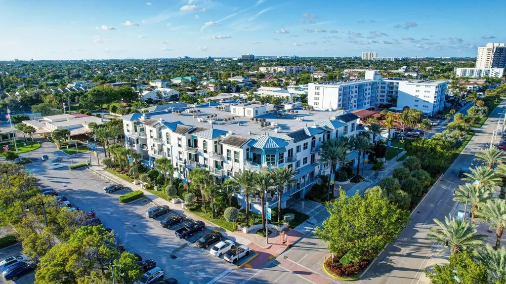 4511 El Mar Drive Lauderdale By The Sea FL 33308