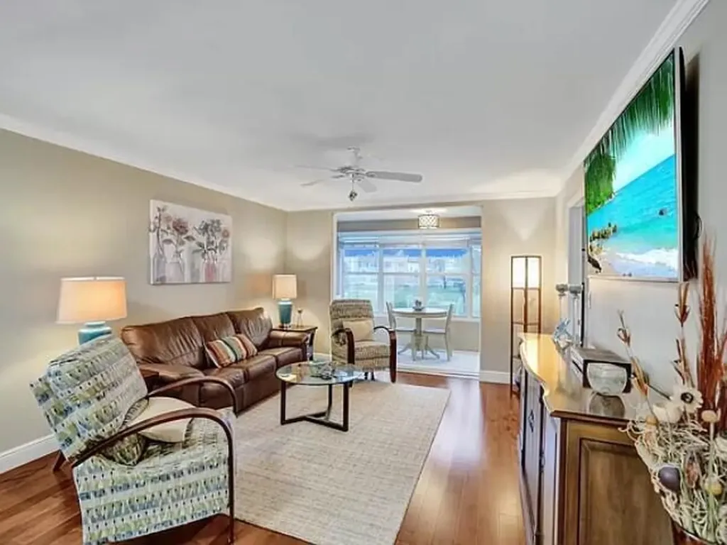 9020 Sunrise Lakes Boulevard Sunrise FL 33322