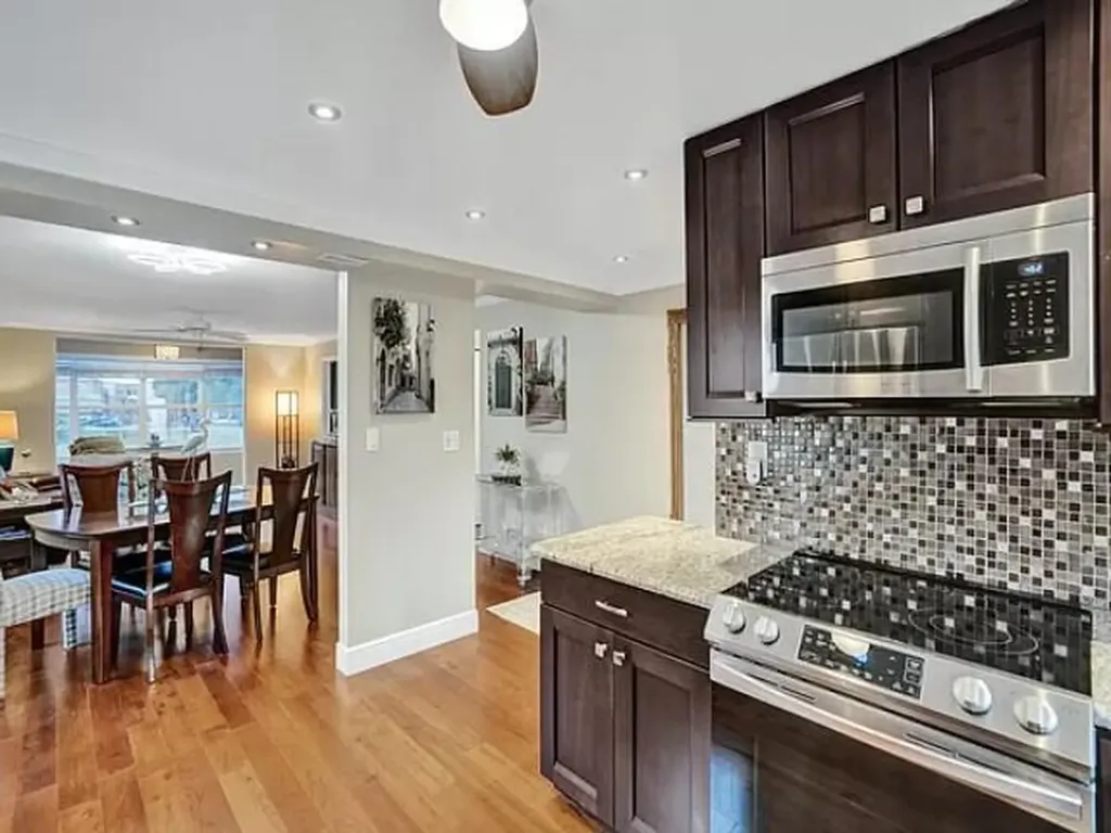 9020 Sunrise Lakes Boulevard Sunrise FL 33322