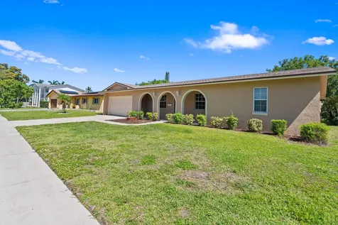 260 Lake Drive Coconut Creek FL 33066
