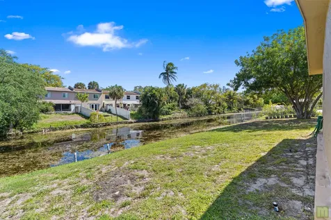 260 Lake Drive Coconut Creek FL 33066