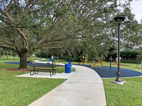 260 Lake Drive Coconut Creek FL 33066
