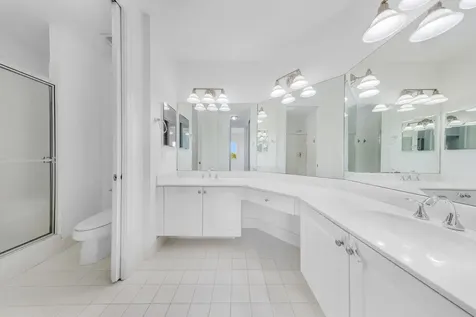 3600 Oaks Clubhouse Drive Pompano Beach FL 33069