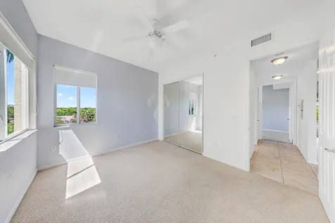3600 Oaks Clubhouse Drive Pompano Beach FL 33069