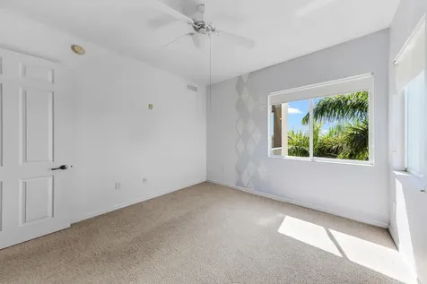 3600 Oaks Clubhouse Drive Pompano Beach FL 33069