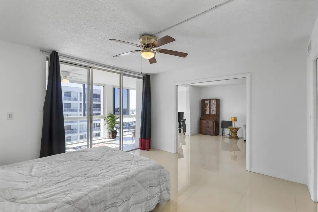 3100 NE 49th Street Fort Lauderdale FL 33308