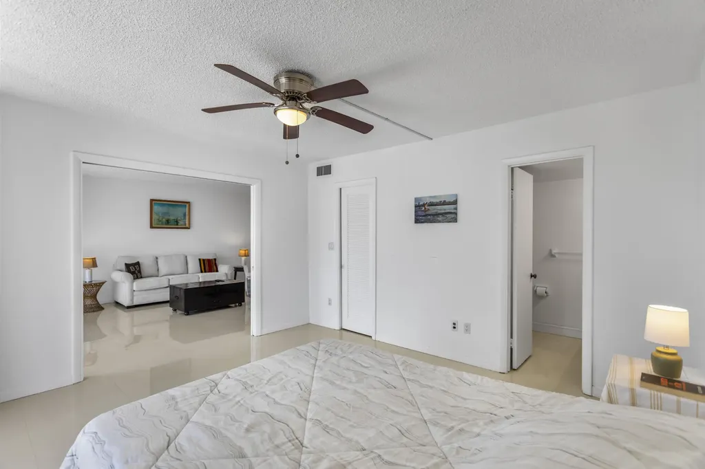 3100 NE 49th Street Fort Lauderdale FL 33308