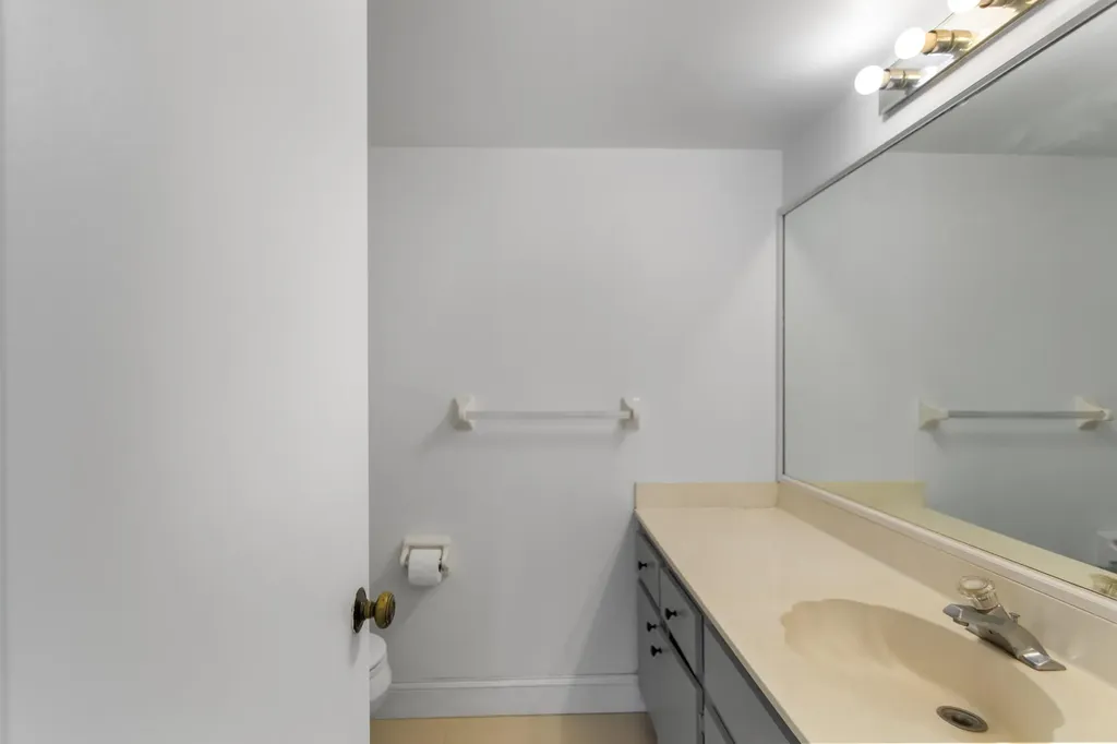 3100 NE 49th Street Fort Lauderdale FL 33308