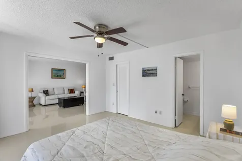 3100 NE 49th Street Fort Lauderdale FL 33308