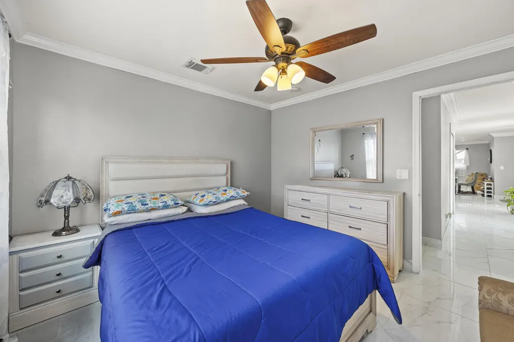 22731 SW 55th Way Boca Raton FL 33433