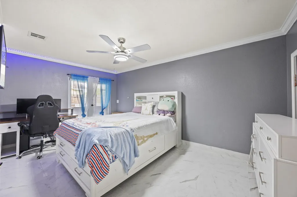 22731 SW 55th Way Boca Raton FL 33433