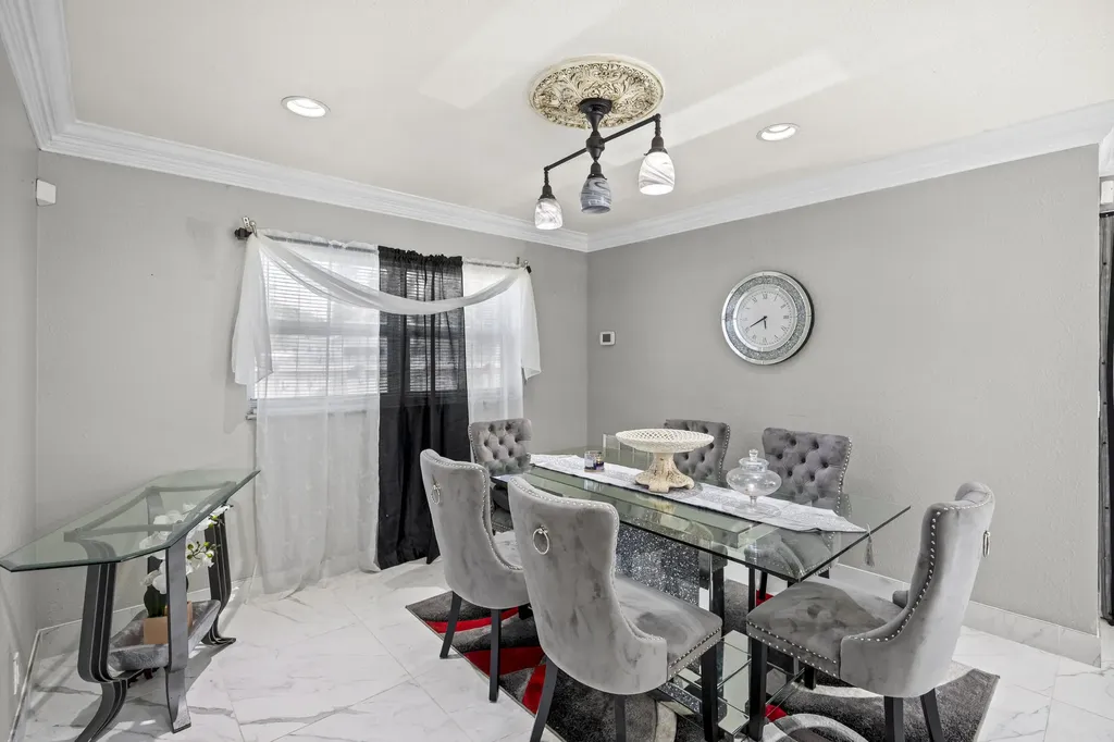 22731 SW 55th Way Boca Raton FL 33433