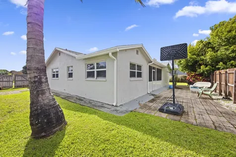 22731 SW 55th Way Boca Raton FL 33433