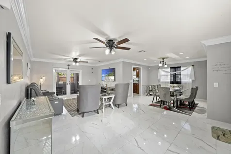 22731 SW 55th Way Boca Raton FL 33433