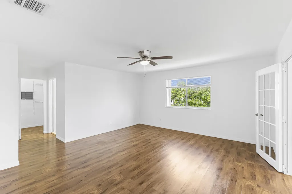 19389 SW 64th Street Pembroke Pines FL 33332