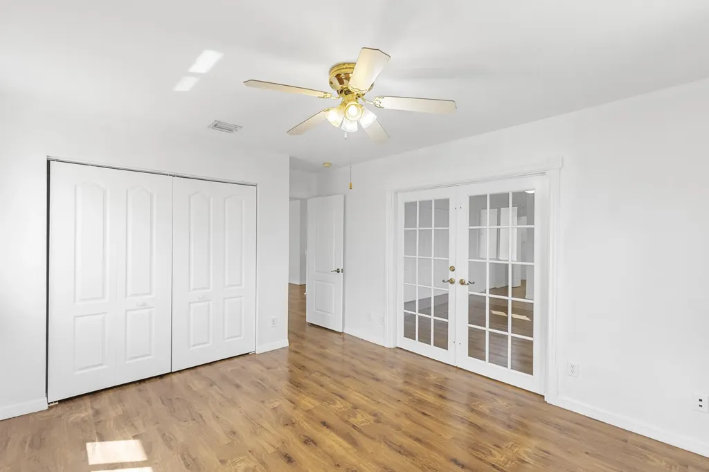 19389 SW 64th Street Pembroke Pines FL 33332