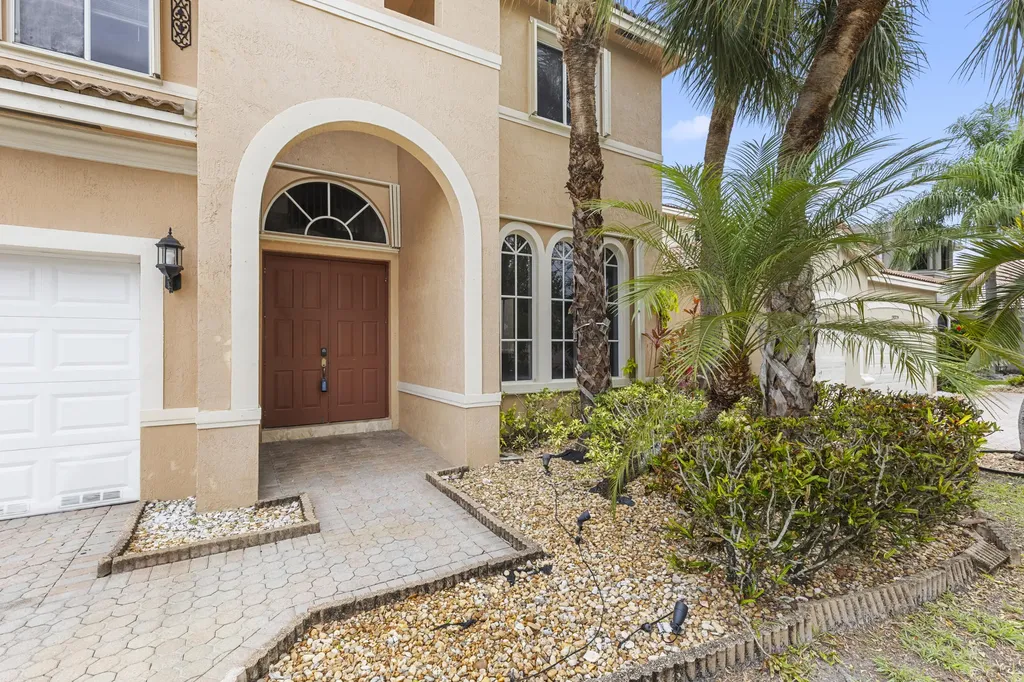 19389 SW 64th Street Pembroke Pines FL 33332