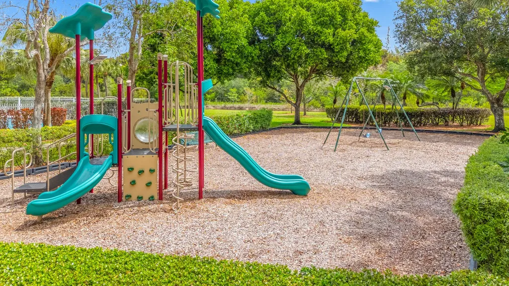 19389 SW 64th Street Pembroke Pines FL 33332