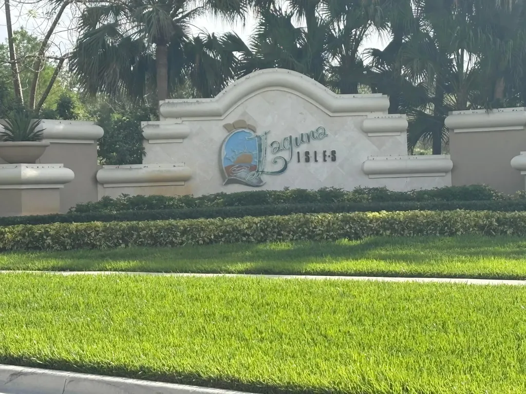 19389 SW 64th Street Pembroke Pines FL 33332