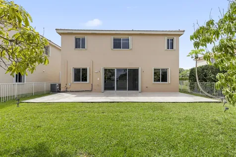 19389 SW 64th Street Pembroke Pines FL 33332
