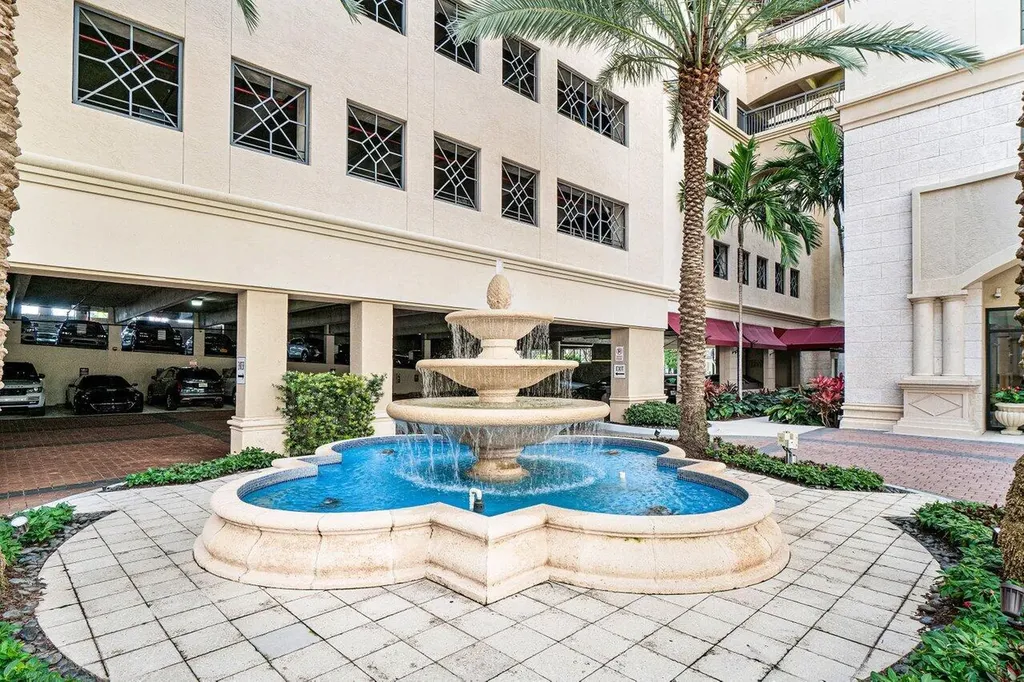 233 S Federal Highway Boca Raton FL 33432