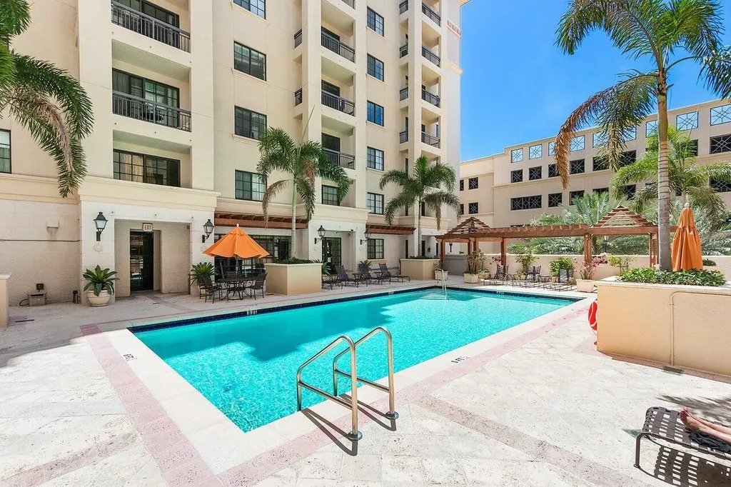 233 S Federal Highway Boca Raton FL 33432