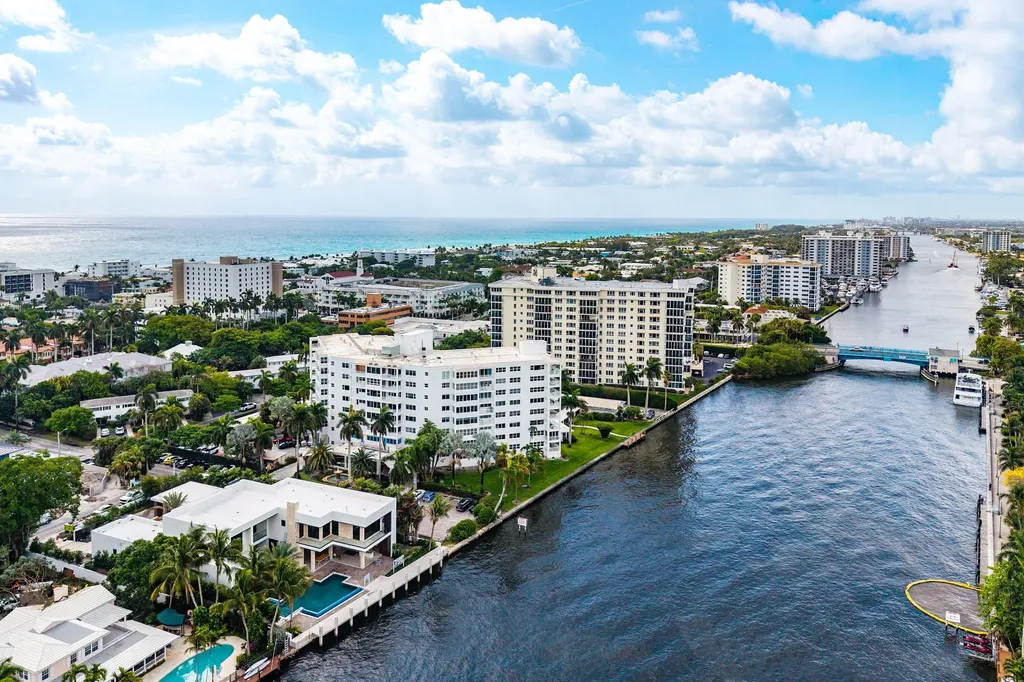 1000 Lowry Street Delray Beach FL 33483