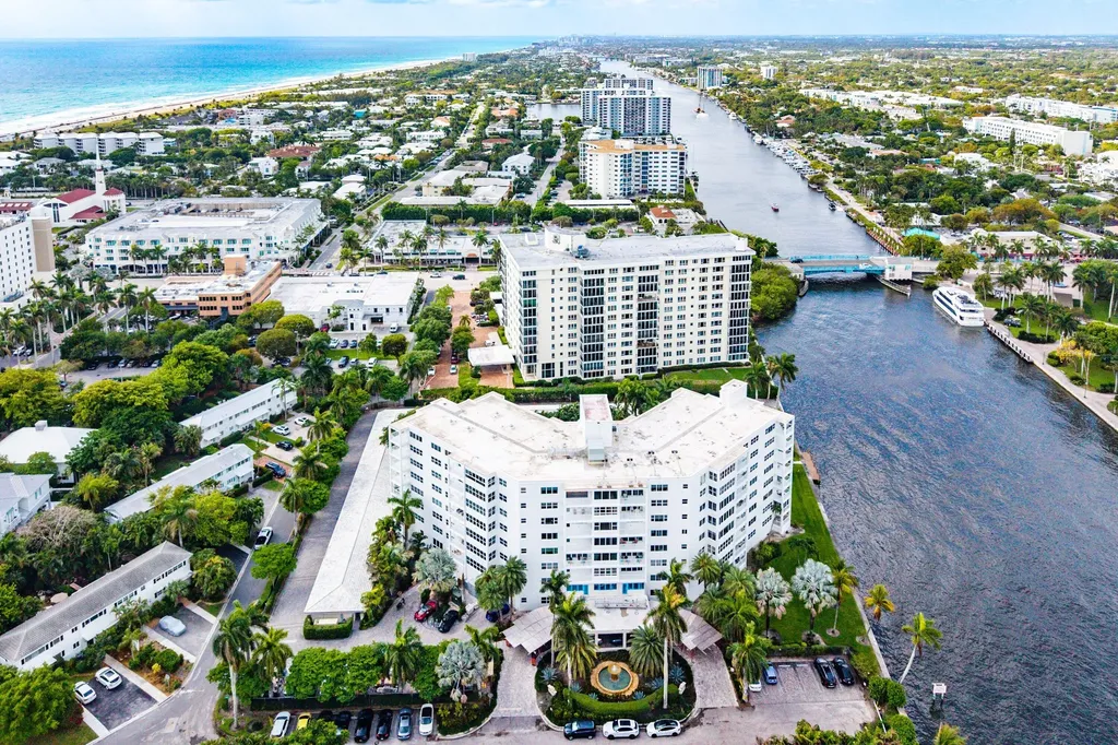 1000 Lowry Street Delray Beach FL 33483