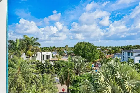 1000 Lowry Street Delray Beach FL 33483