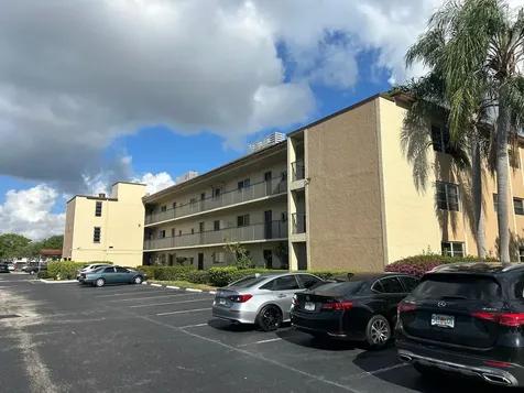7860 NW 50th Street Lauderhill FL 33351