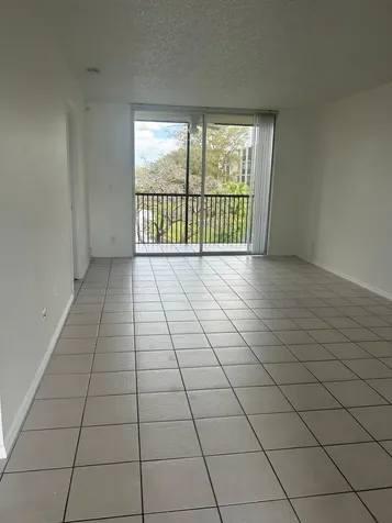 7860 NW 50th Street Lauderhill FL 33351