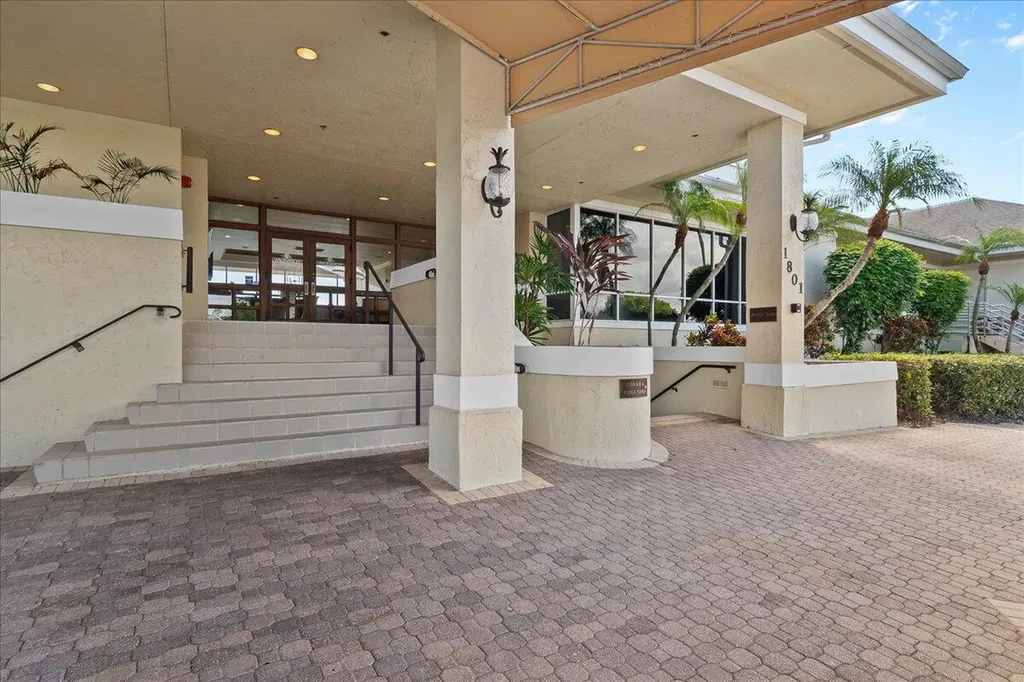 2424 SW Foxpoint Trail Palm City FL 34990