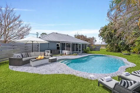 1025 SW Spataro Avenue Port St Lucie FL 34953
