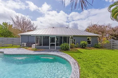 1025 SW Spataro Avenue Port St Lucie FL 34953