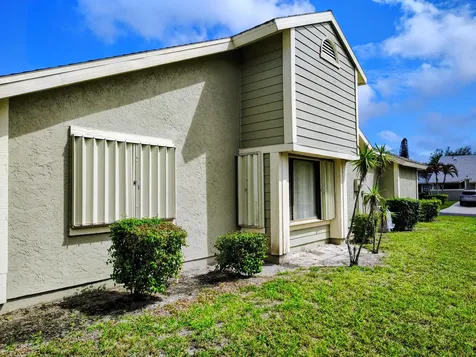 1501 SE Dewberry Court Port St Lucie FL 34952