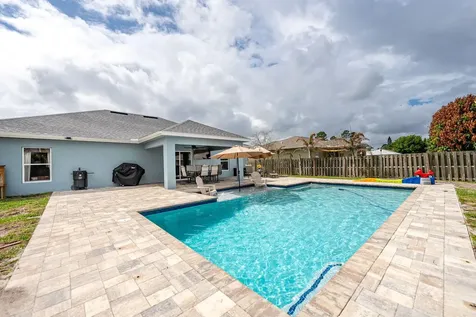 873 SW Commonwealth Road Port St Lucie FL 34953