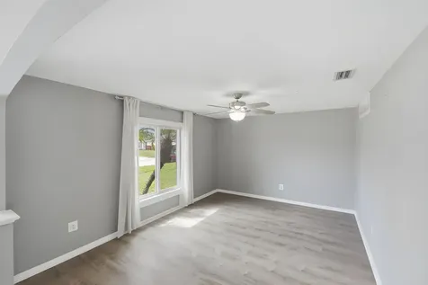 873 SW Commonwealth Road Port St Lucie FL 34953