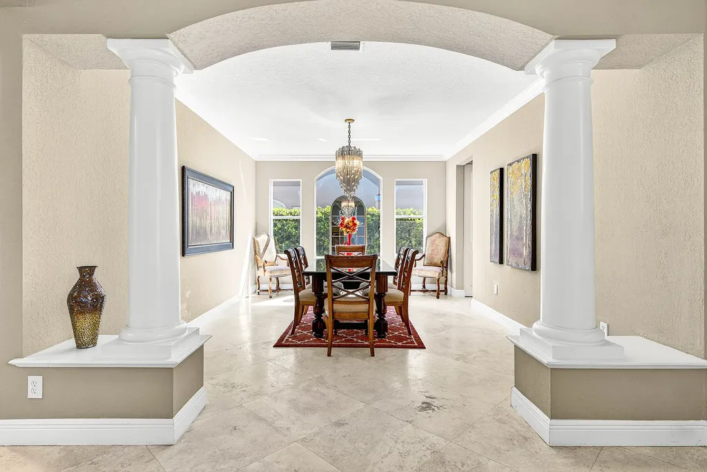 19582 Saturnia Lakes Drive Boca Raton FL 33498