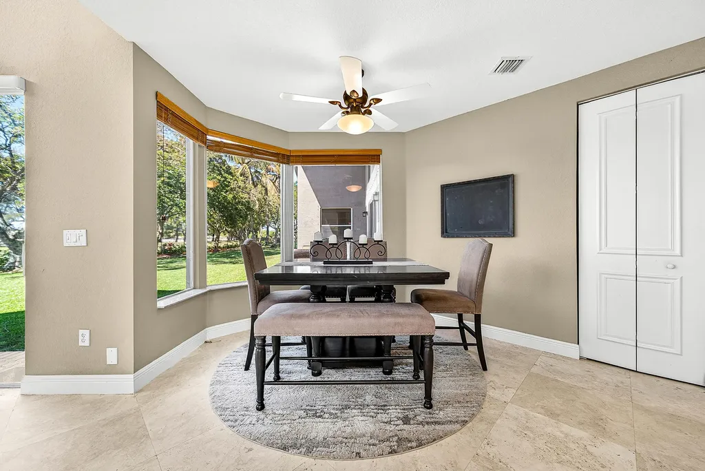 19582 Saturnia Lakes Drive Boca Raton FL 33498