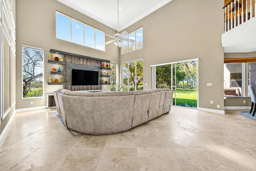 19582 Saturnia Lakes Drive Boca Raton FL 33498