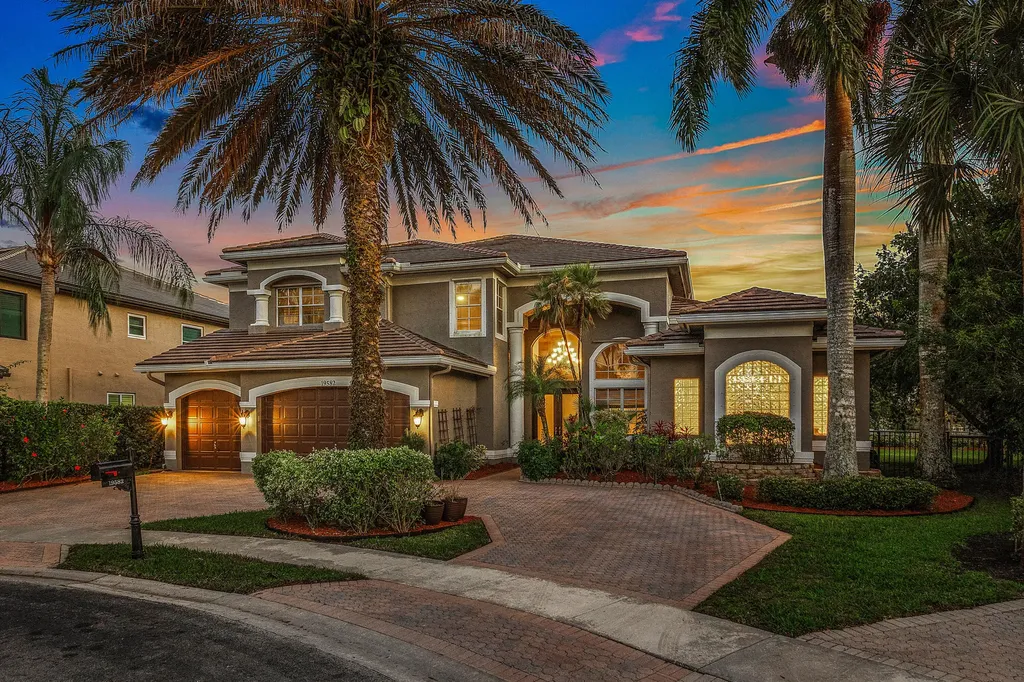19582 Saturnia Lakes Drive Boca Raton FL 33498
