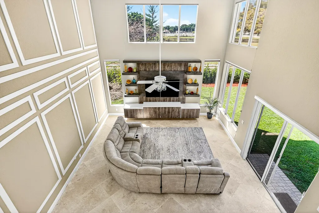 19582 Saturnia Lakes Drive Boca Raton FL 33498