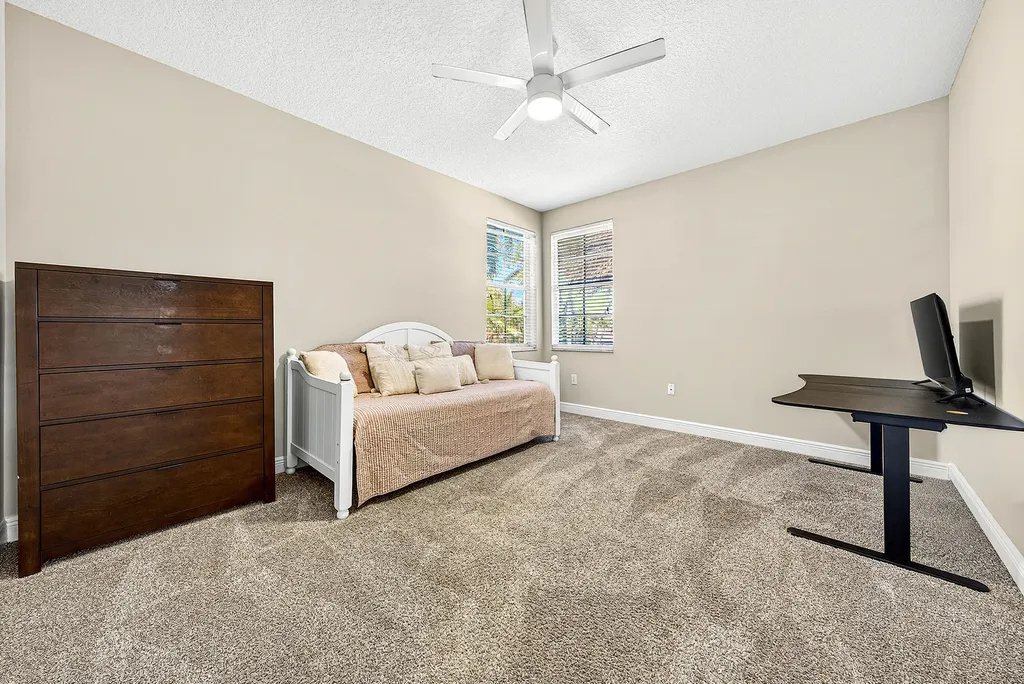 19582 Saturnia Lakes Drive Boca Raton FL 33498