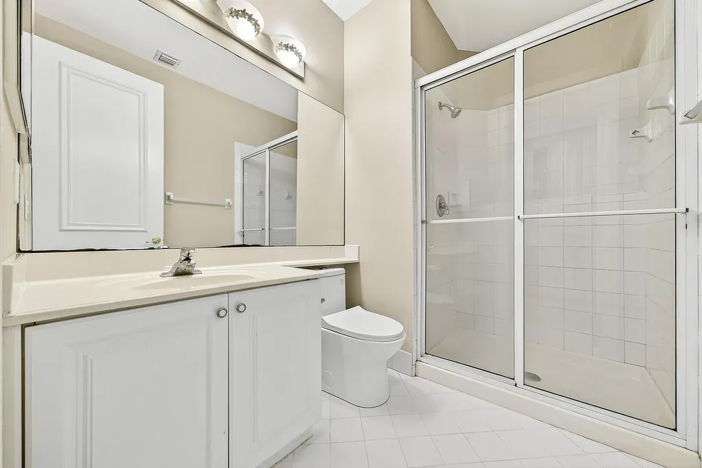 19582 Saturnia Lakes Drive Boca Raton FL 33498