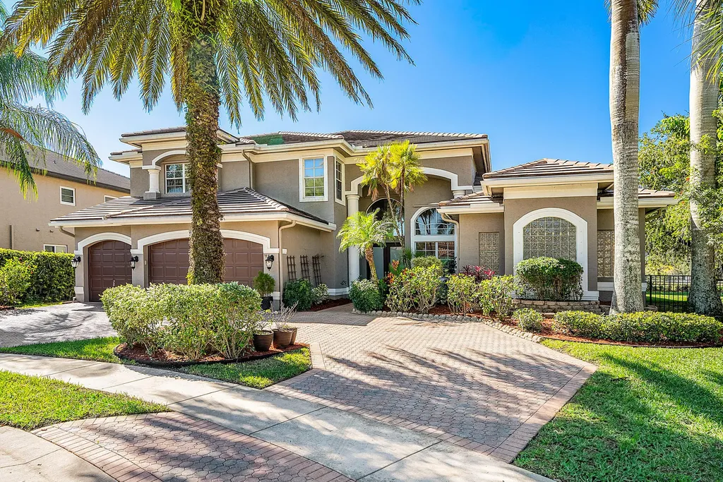 19582 Saturnia Lakes Drive Boca Raton FL 33498